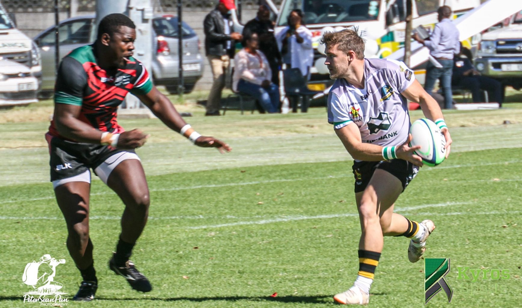 Kenya Simbas Derrick Ashihundu in action against Zimbabwe. Phot Courtesy/ Kyro Sports.