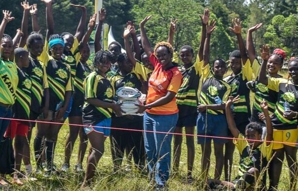 Peris Mukoko together with Kabras RFC ladies team. Photo Courtesy/ Adolwa Miliza.