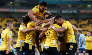Hurricanes celebrate after a win over Waratahs. PHOTO/ Super Rugby