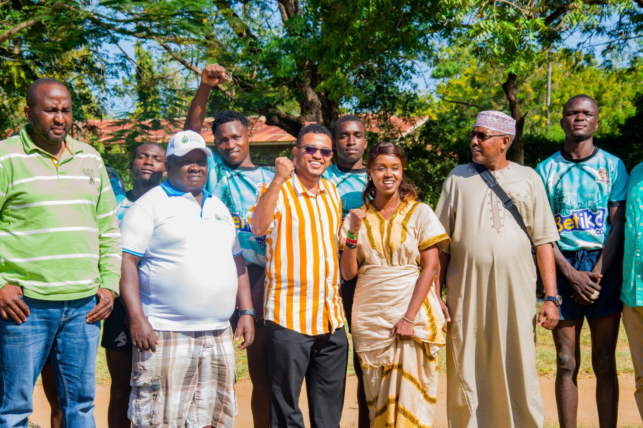 Waridi Foundation Jenipher Waridi (centre) with dignitaries during the Lamu 7s. PHOTO/Waridi Foundation